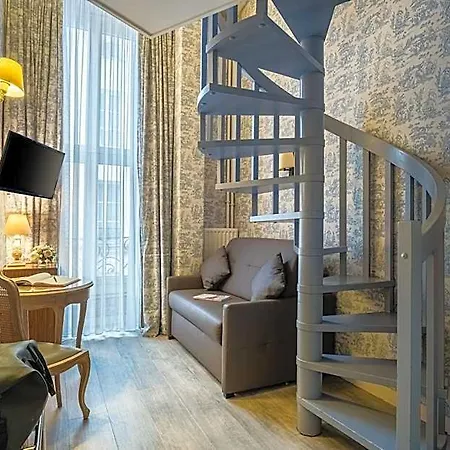 Hotel Baudelaire Opéra Parigi