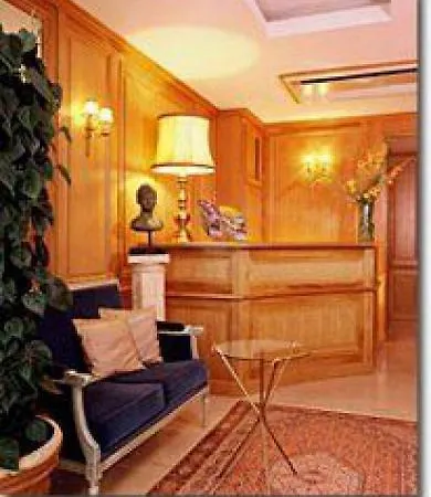 Hotel Baudelaire Opéra Paris
