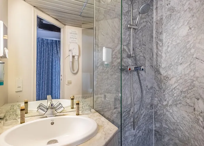 מלון Baudelaire Opera