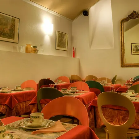 보들레르 오페라 3*