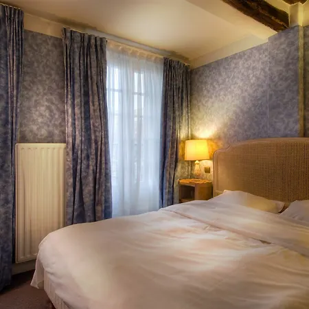 Hotel Baudelaire Opera 3*